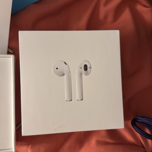 Apple Airpods Case 1st Generation - Picture 6 of 7